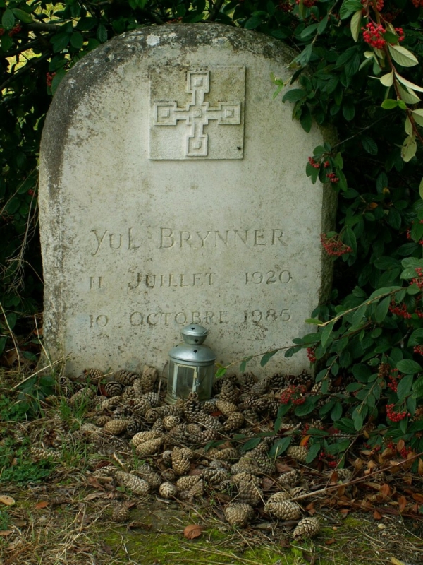 La tombe de Yul Brynner