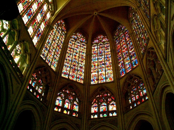 Vitraux de la cathédrale Saint-Gatien (1)